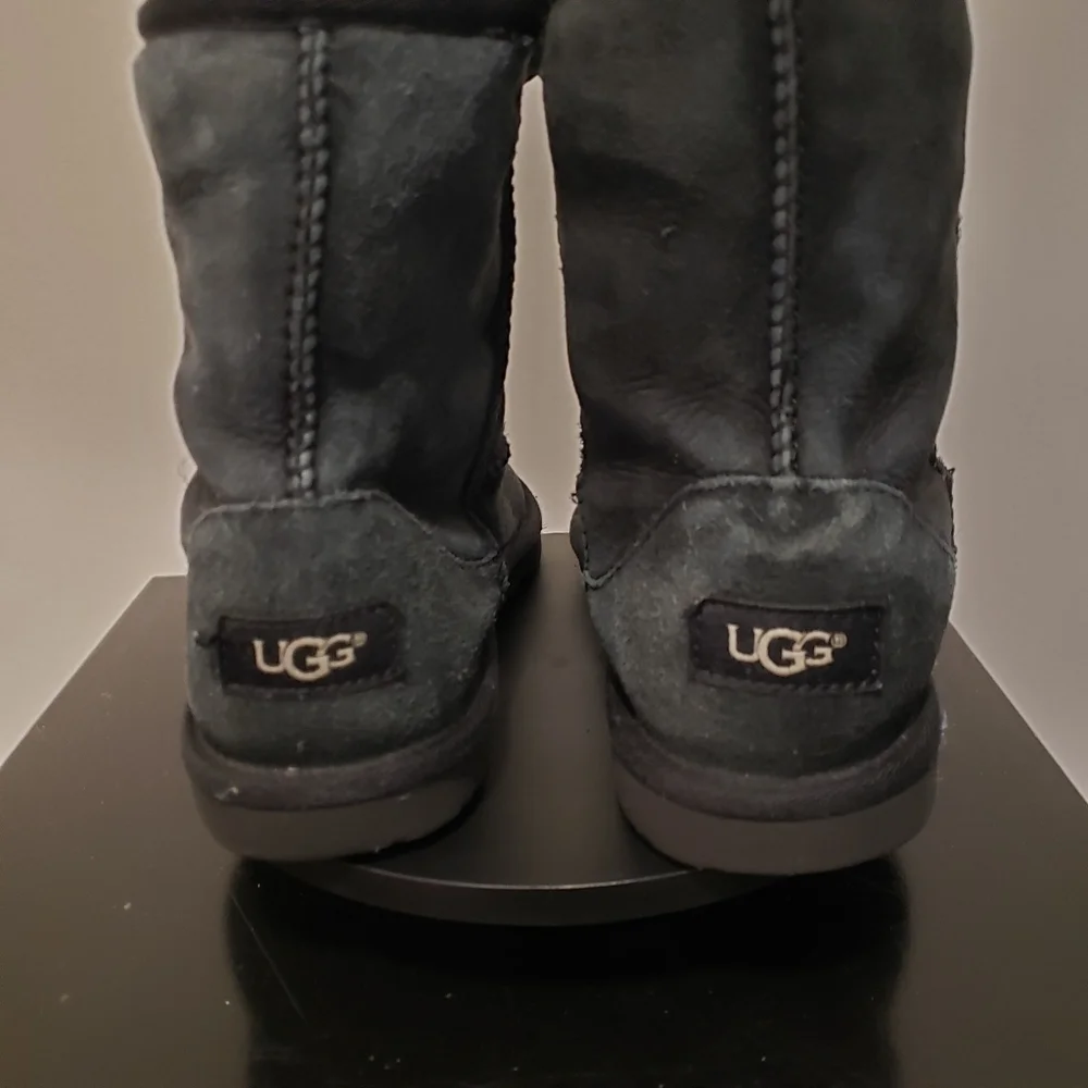 Ugg Kids Classic II Boot Chestnut‎ Size 4